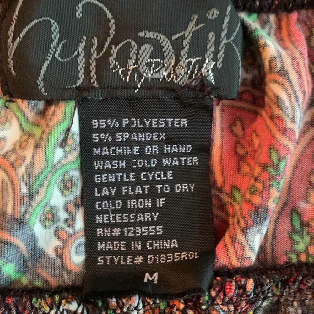 Hypnotik multi color, halter maxi dress.  Size medium. - Picture 3 of 5